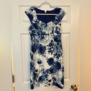 Blue and white floral dress 🪻